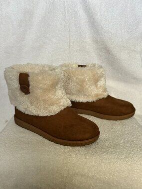 Arizona Jean Company Faux Fur Boots, size 7M
